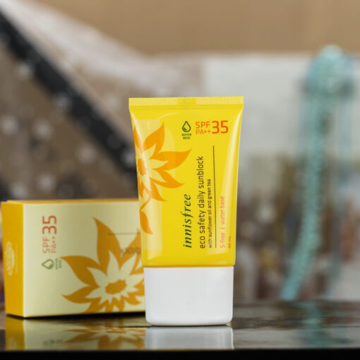 Kem chống nắng Innisfree eco safety daily sunblock spf35
