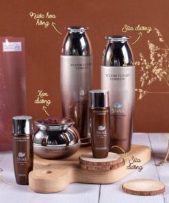 bo duong da tinh chat oc sen ye dam yun bit complete snail recover woman skin care4