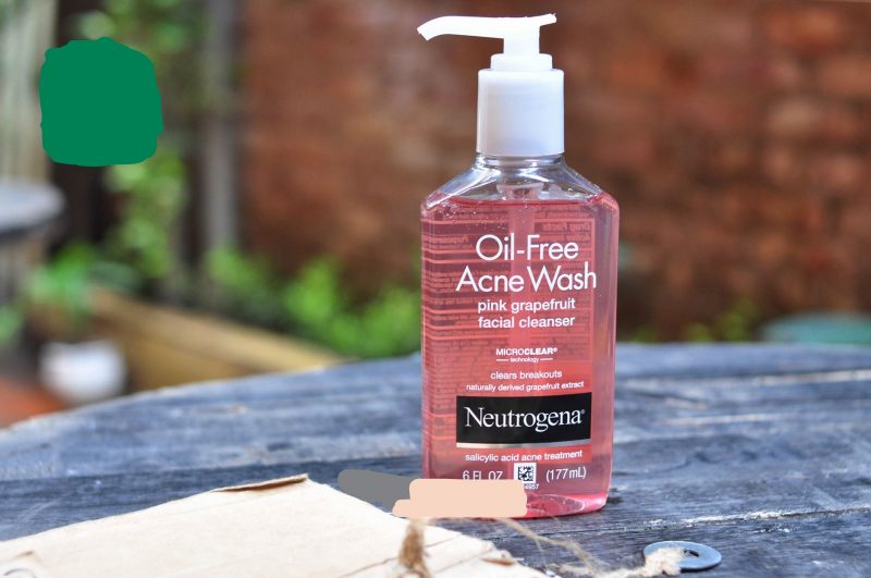 sữa rửa mặt neutrogena oil free acne wash pink grapefruit facial cleanser