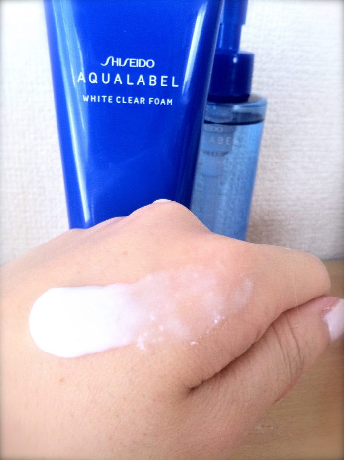 Sữa rửa mặt Shiseido Aqualabel White Clear Foam 130g