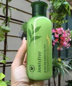 nuoc hoa hong tra xanh green tea balancing skin innisfree 13