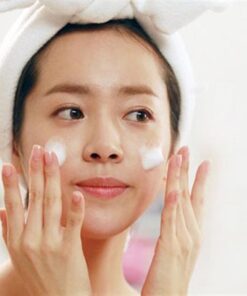 Sữa rửa mặt Innisfree White Pore Facial Cleanser