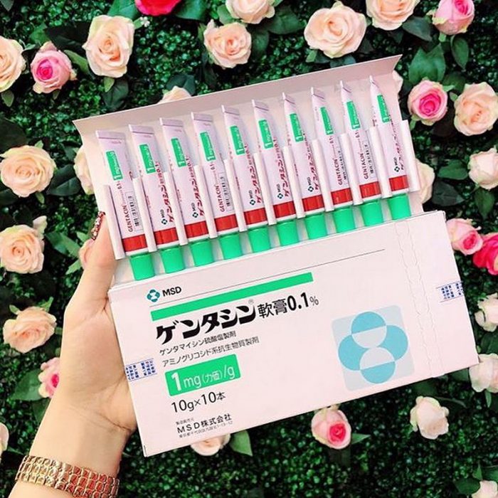 Kem Trị Sẹo Gentacin ointment 0.1% của Nhật