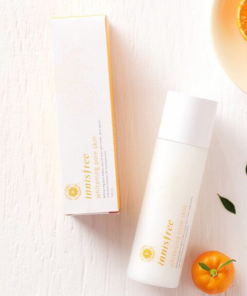 nuoc hoa hong lam sang da innisfree whitening pore skin 15