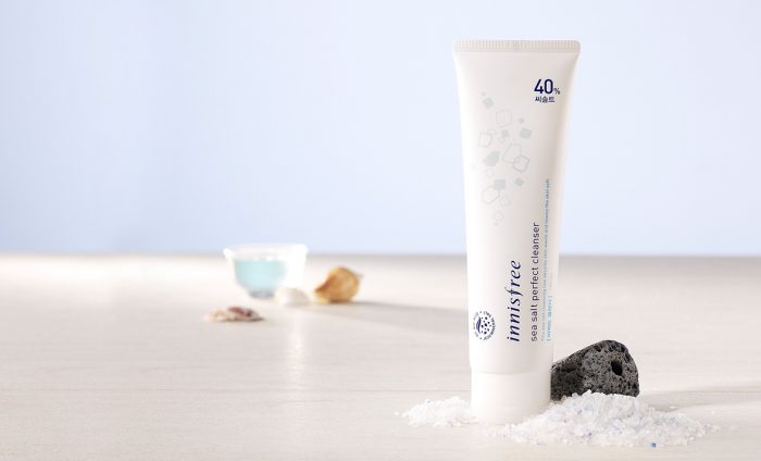 Sữa rửa mặt muối biển Innisfree Sea Salt Perfect Cleanser 40%