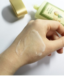 tay da chet tinh chat dua skinfood pineapple peeling gel 5