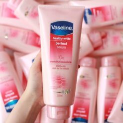 duong-the-vaseline-healthy-white-9