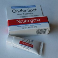kem-tri-mun-neutrogena-on-the-spot-acne-20