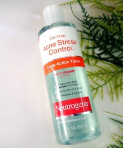 oil-free-acne-stress-control-triple-action-toner-3