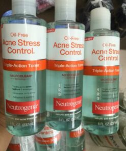 oil-free-acne-stress-control-triple-action-toner-7