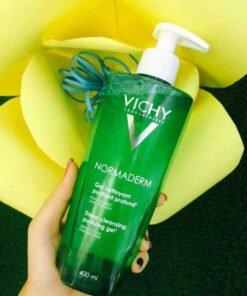 sua rua mat ngan ngua mun vichy normaderm 8
