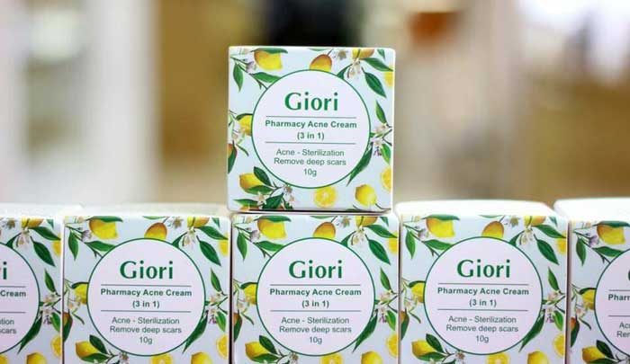 Kem trị mụn Giori Pharmacy Acne Cream (3 in 1)