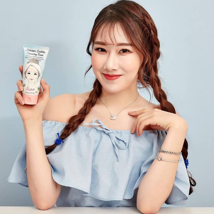 Kem chống nắng Seoul Rose Rosie First Essence Whitening Serum Sunscreen