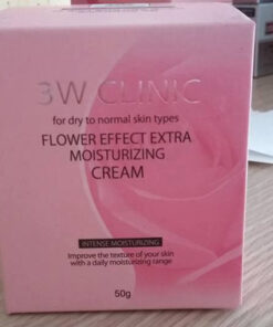 kem duong 3w clinic flower effect extra moisturizing cream 1