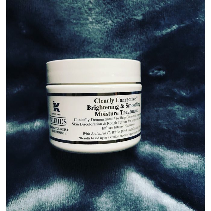 Kem dưỡng Kiehl’s Clearly Corrective Brightening & Smoothing Moisture Treatment