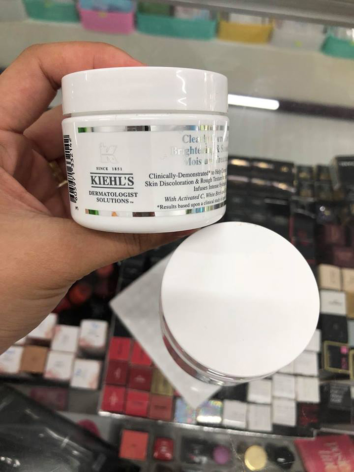 kem duong kiehls clearly corrective brightening smoothing moisture treatment 2
