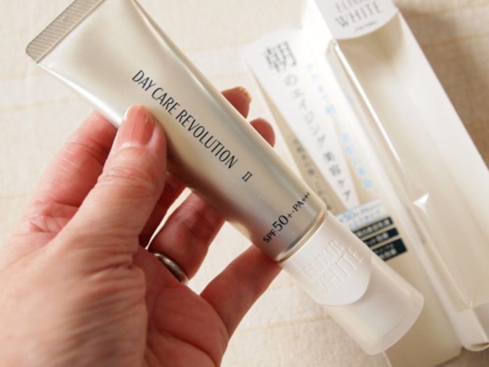 Kem dưỡng ngày Shiseido Elixir White Day Care Revolution SPF 50/PA +++
