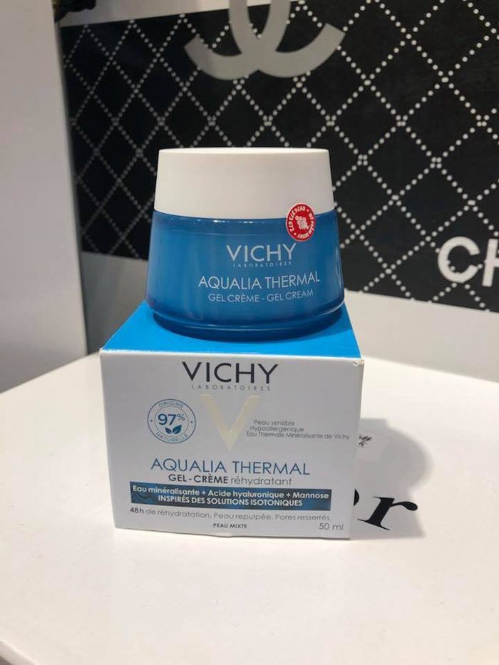 Kem Dưỡng Ẩm Vichy Aqualia Thermal Light Rehydrating Cream