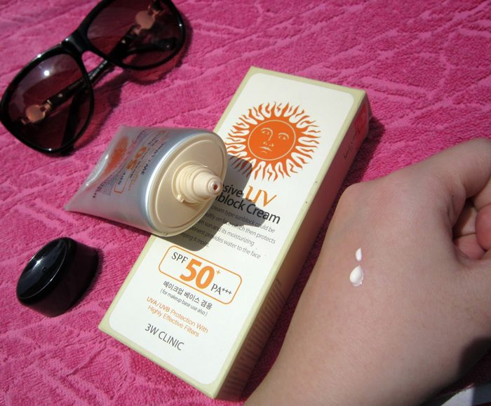 Kem chống nắng 3W Clinic Intensive UV Sunblock Cream SPF 50 PA +++