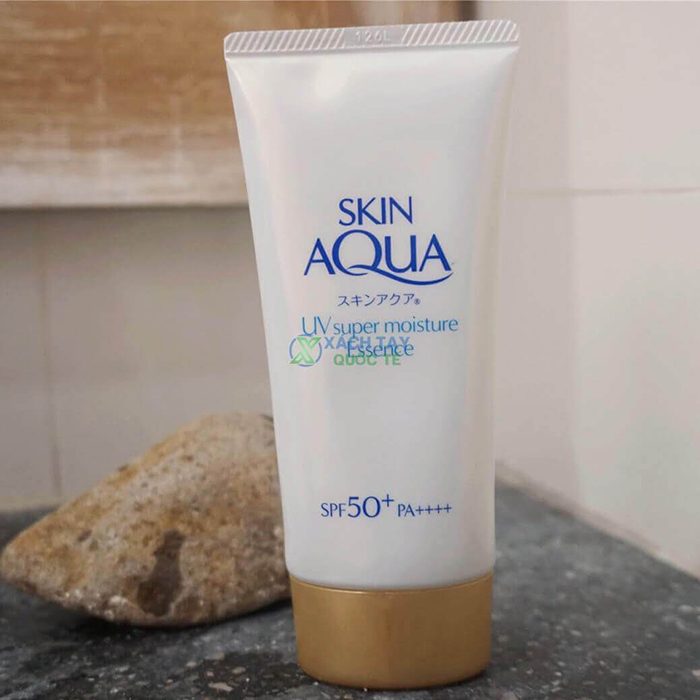 Kem chống nắng Rohto Skin Aqua UV Super Moisture Essense SPF 50+/PA++++