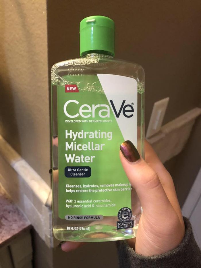 Nước tẩy trang CeraVe Hydrating Micellar Water
