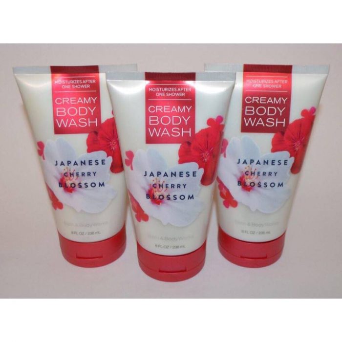 Sữa tắm Bath & BodyWorks Creamy Body Wash JAPANESE Cherry Blossom