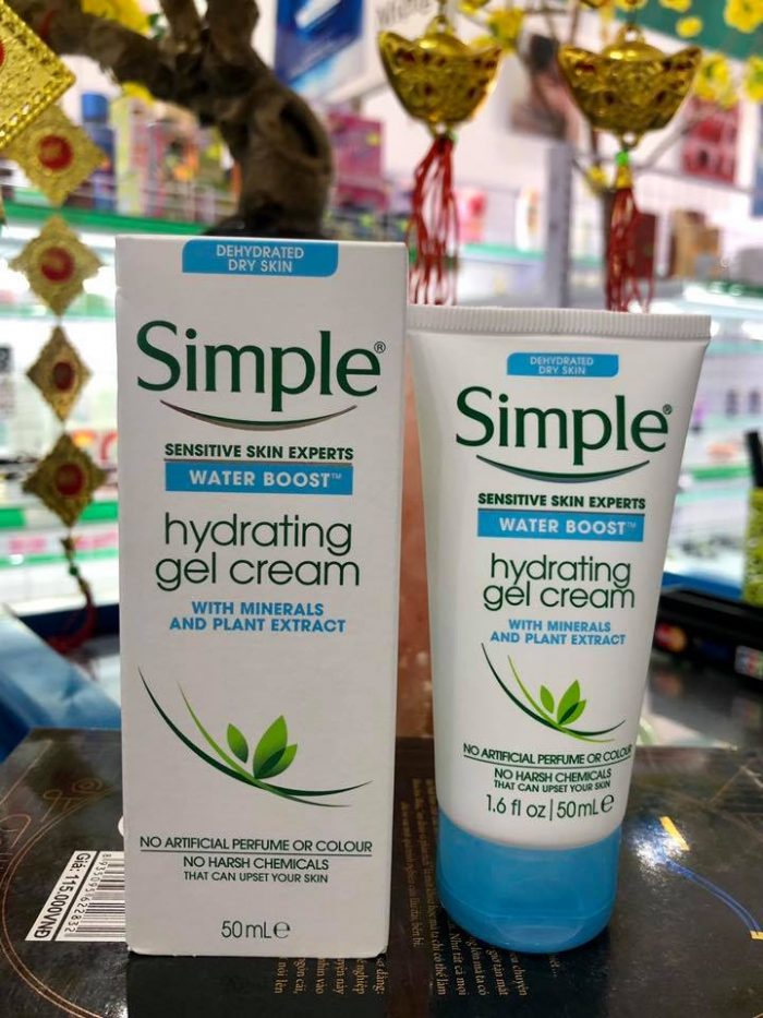 Kem Dưỡng Simple Water Boost Hydrating Gel Cream