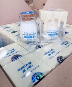 kem duong garsia made light up tofu cream 4