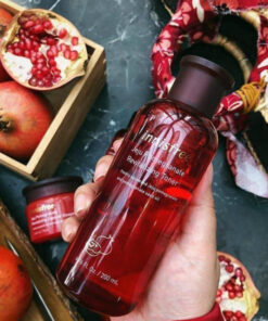 innisfree jeju pomegranate revitalizing toner 10