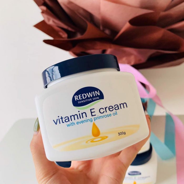 Kem dưỡng ẩm Redwin Vitamin E cream