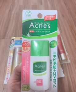 Kem chong nang ngua mun Acnes UV Tint Milk 11