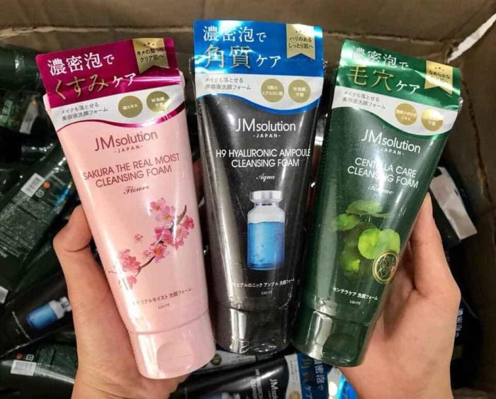 Sữa rửa mặt Jm Solution Japan Moist Cleansing Foam