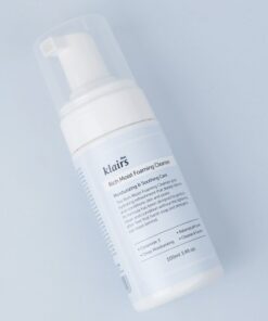 sua rua mat klairs rich moist foaming cleanser 10