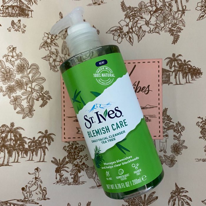 Sữa rửa mặt St.Ives Daily Facial Cleanser