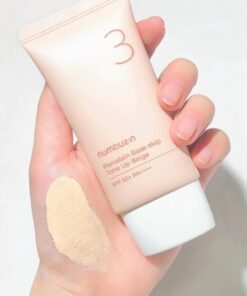 kem chong nang numbuzin no 3 porcelain base skip tone up1