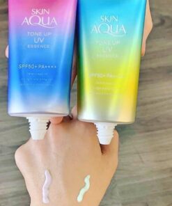 Kem chống nắng Skin Aqua Tone Up UV Essence SPF 50+ PA++++