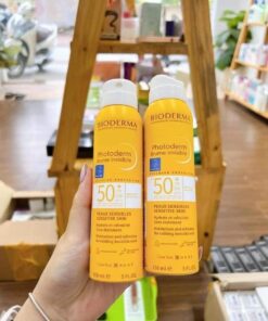Xịt chống nắng Bioderma Photoderm Max Brume Solaire SPF 50+
