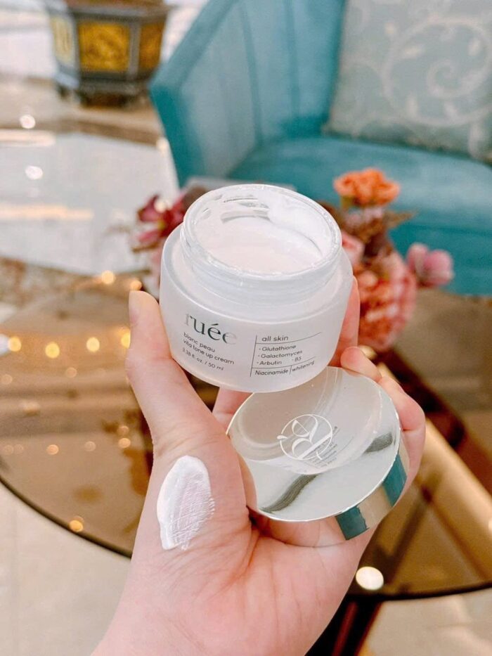 Kem nám Ruee Mela Toning Cream