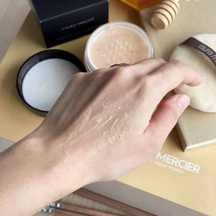 Phấn Phủ Laura Mercier Translucent Loose Setting Powder