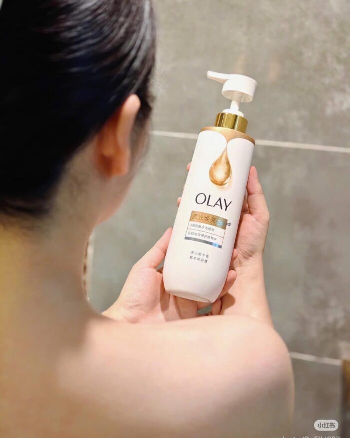 Sữa Tắm Olay Body Cellscience B3 Vitamin C Optic Glow Brightening
