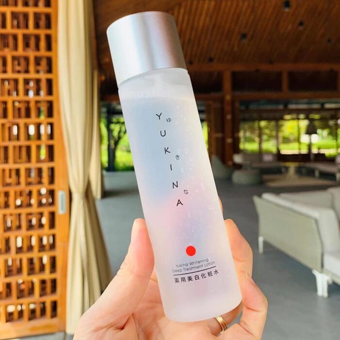 Nước hoa hồng Yukina Whitening Deep Treatment Lotion