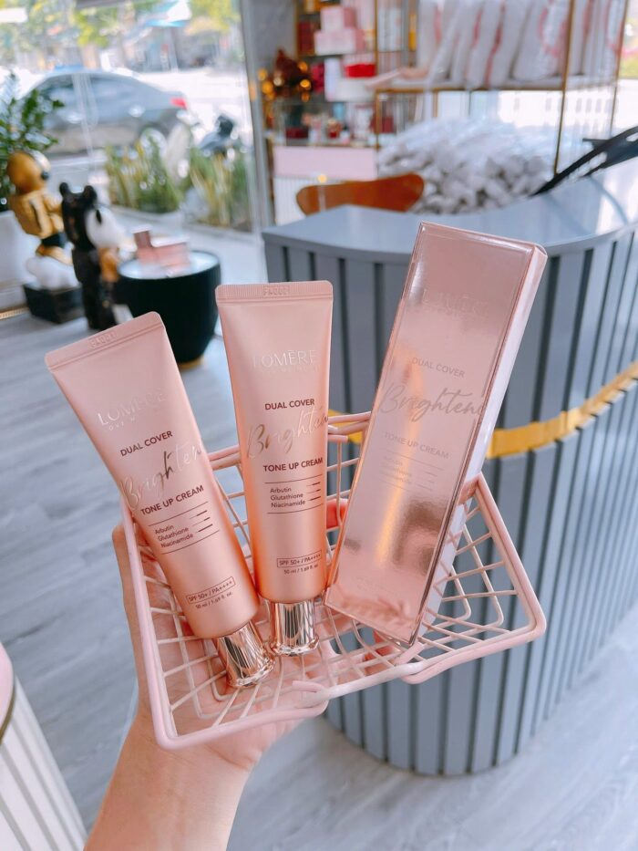 Kem dưỡng Lomere Dual Cover Brightening Tone Up