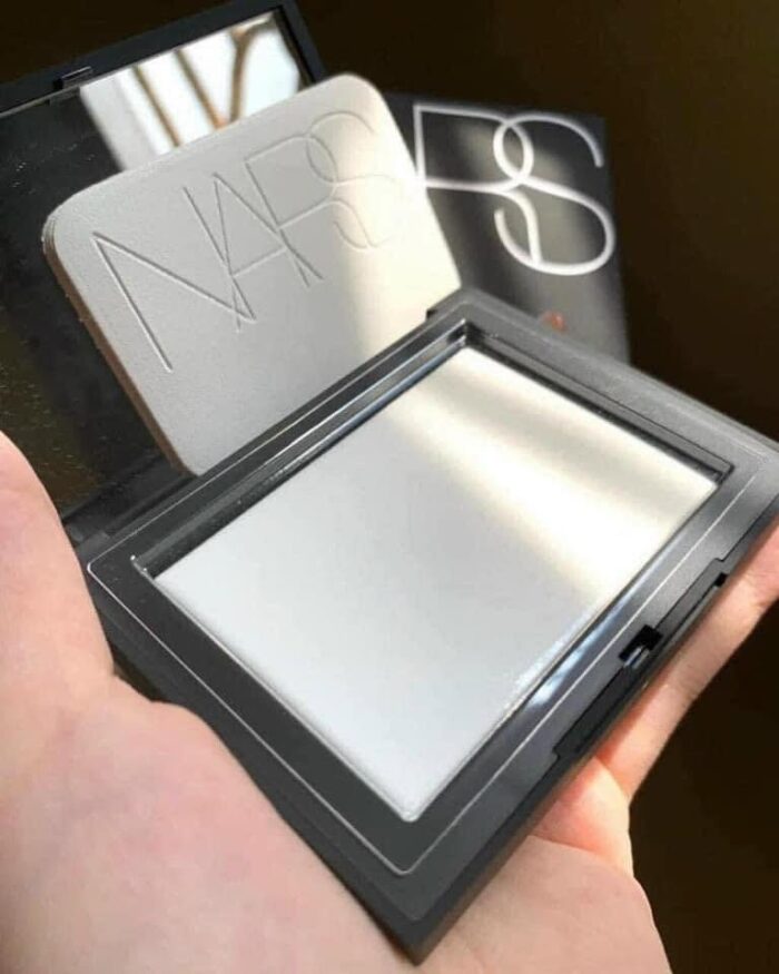Phấn Phủ Nars Light Reflecting Setting Powder Thuỷ Tinh