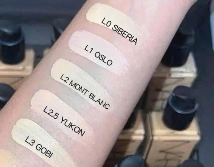 Kem Nền Nars Light Reflecting Foundation