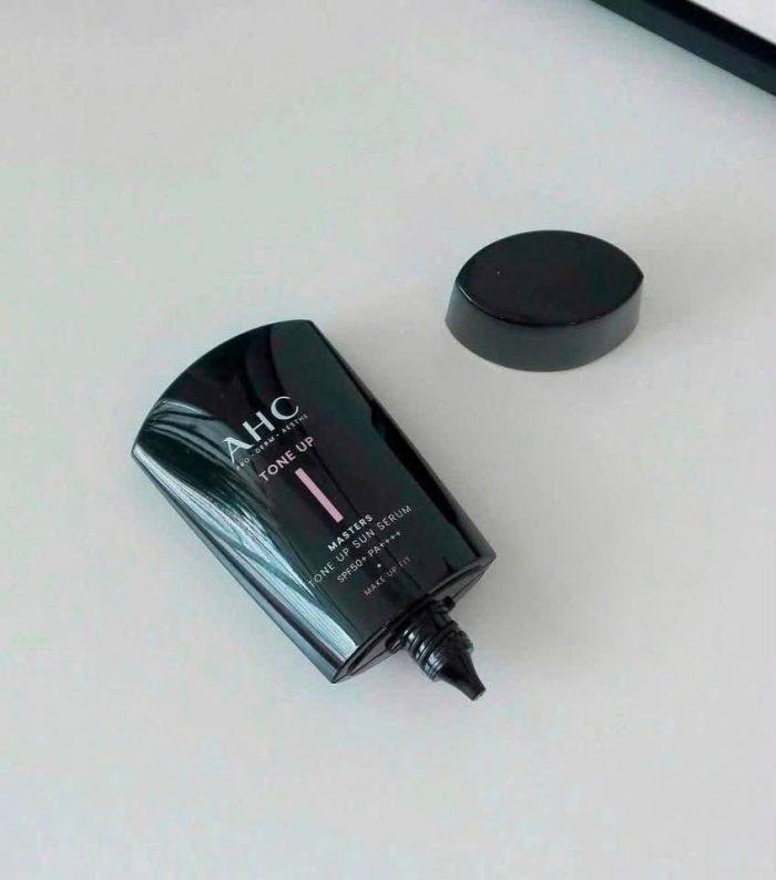 Kem chống nắng AHC Masters Tone Up Sun Serum