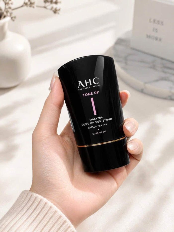 Kem chống nắng AHC Masters Tone Up Sun Serum