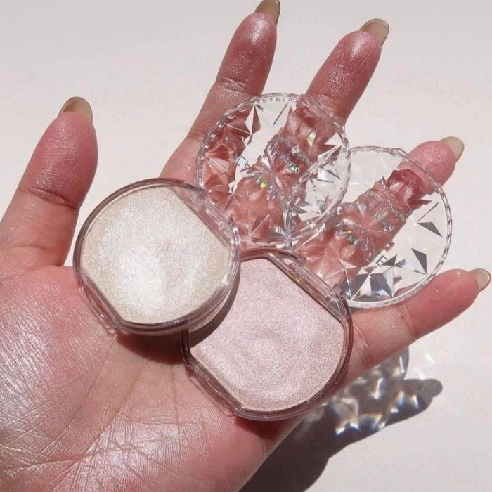 Phấn bắt sáng Canmake highlight Munyutto Highlighter