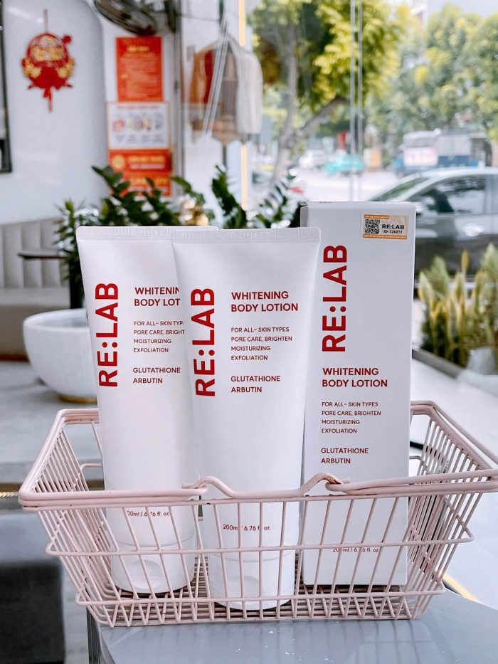 Kem Body Relab Whitening Body Lotion