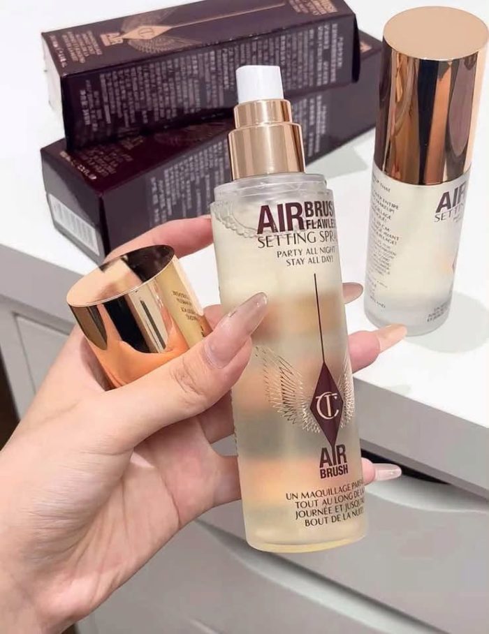 Xịt Khóa Nền Charlotte Tilbury Airbrush Flawless Setting Spray