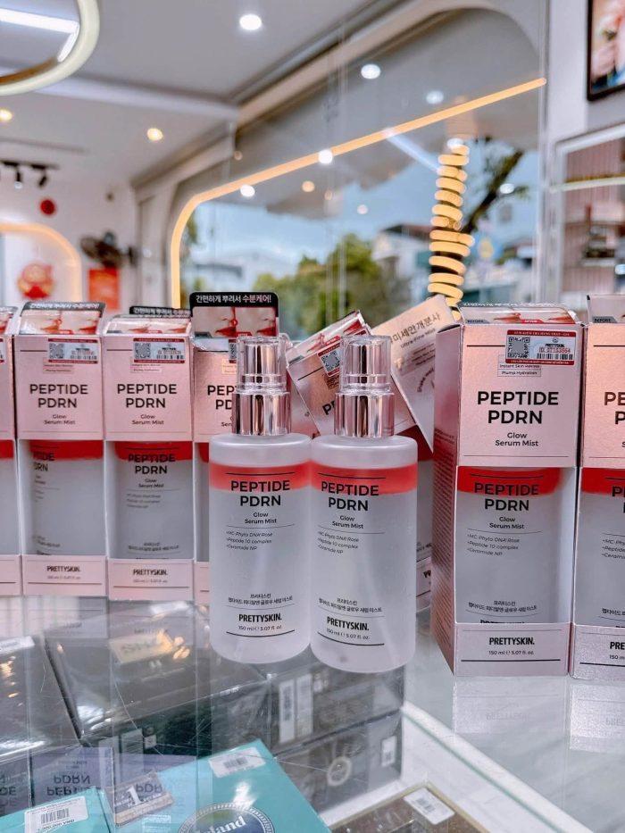 Xịt khoáng Prettyskin Peptide PDRN Glow Serum Mist
